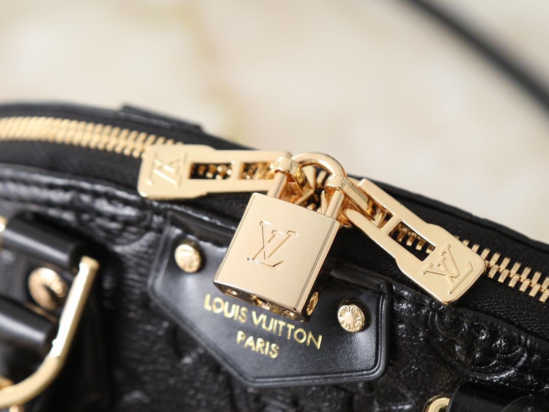 Embossed Monogram Top Handle Chain Bag - Image 2