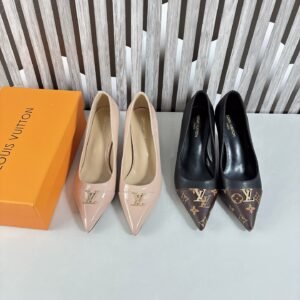 Louis Vuitton pointed-toe stiletto pump.
