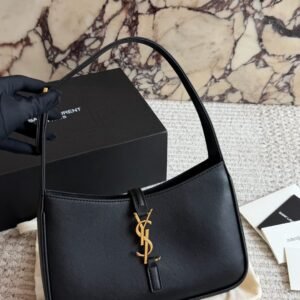 Classic Leather Shoulder Bag