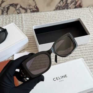 Gucci GG Oval Sunglasses