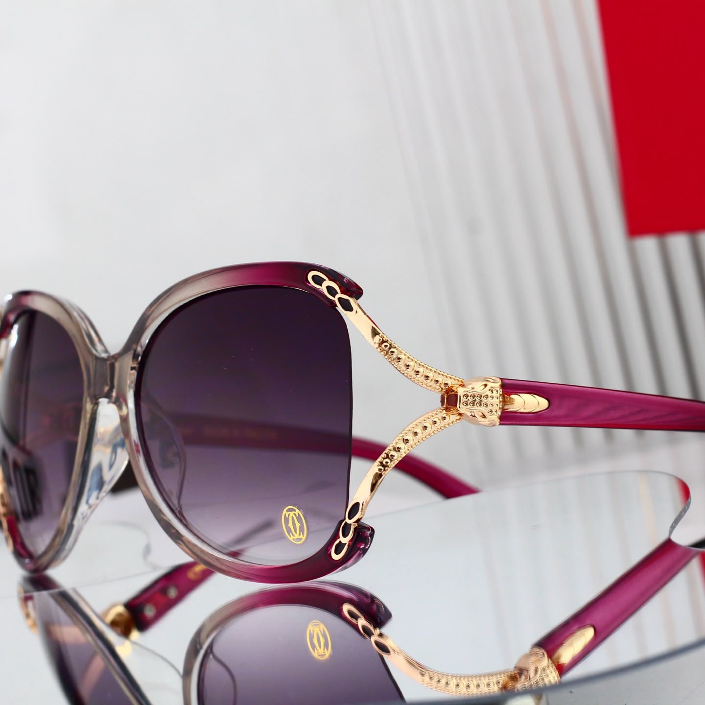 Cartier Panthère Oversized Sunglasses - Image 3